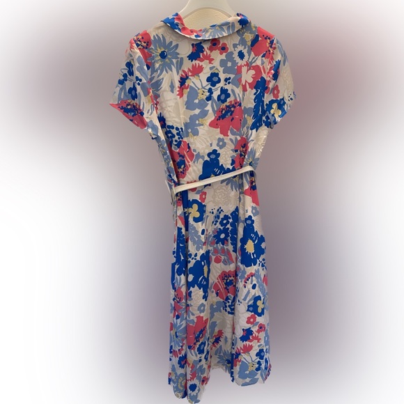 ModCloth knee length shirt dress with belt - Picture 2 of 8